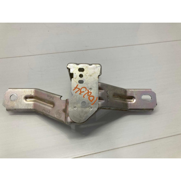 Suporte Miolo Fechadura Capô Traseiro Fiat Palio 2013