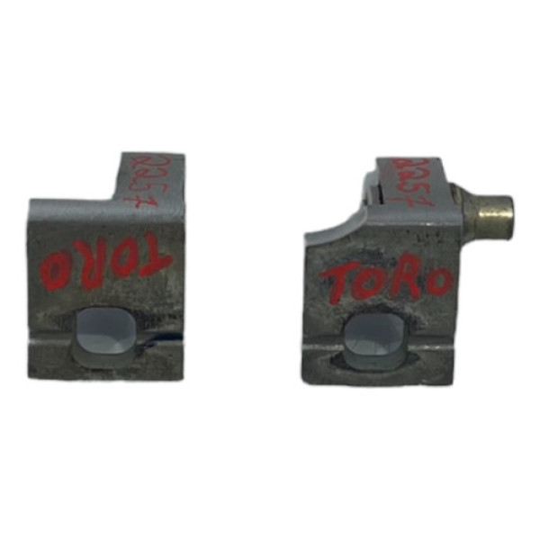 Par Dobradiça Porta Dianteira Direita Fiat Toro 2017/2021