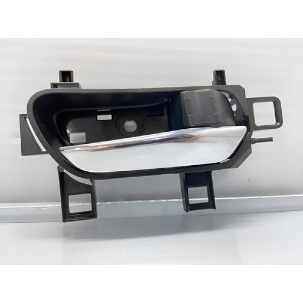 Puxador Interno Dianteira Direita Nissan Kicks 2016 - Dianteira