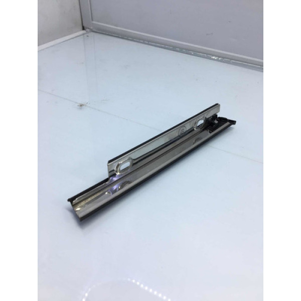 Acabamento Friso Janela Traseira Esq.toyota Corolla 19/21