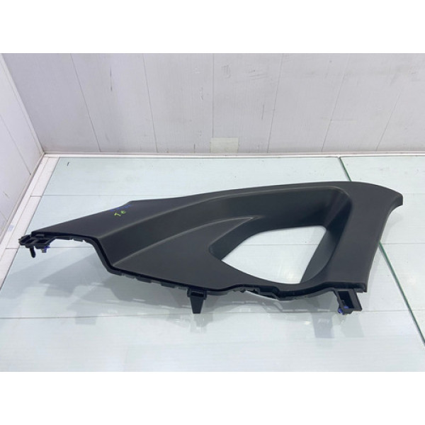 Acabamento Coluna Traseira Esquerda Renault Captur 2017/2023