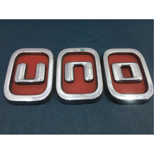 Emblema Uno Fiat Vivace Ts Vermelho 2012...