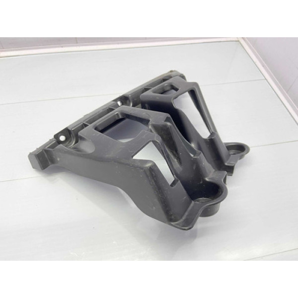 Guia Suporte Dir. Pára-choque Tra. Citroën C4 Lounge 14/18