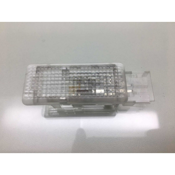 Luz Cortesia Volkswagen