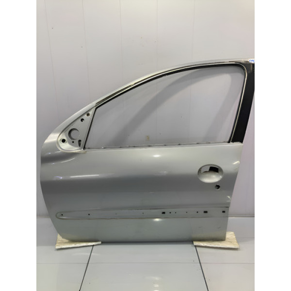 Porta Dianteira Esquerda Peugeot 207 2007/2015 Com Detalhe Esquerdo Prateado Dianteira