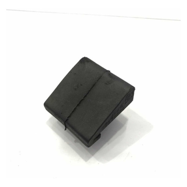 Batente Capô Traseiro Chevrolet Cruze Sedan 2010