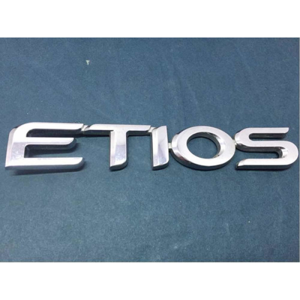 Emblema Etios Capô Traseiro Toyota Etios 2012/2021