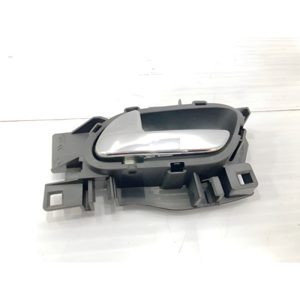 Puxador/interno Lado Esquerdo Citroën C3 2016 Traseira