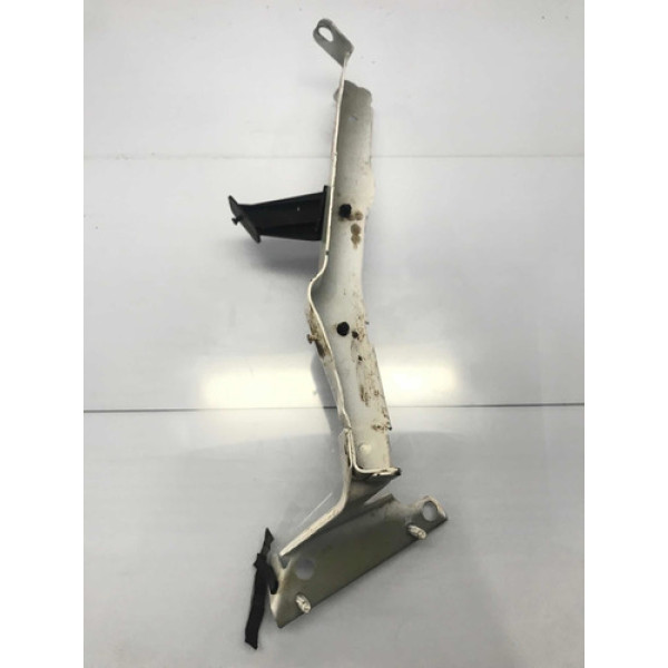 Suporte Pára-lama Esquerdo Audi A4 2009/2011