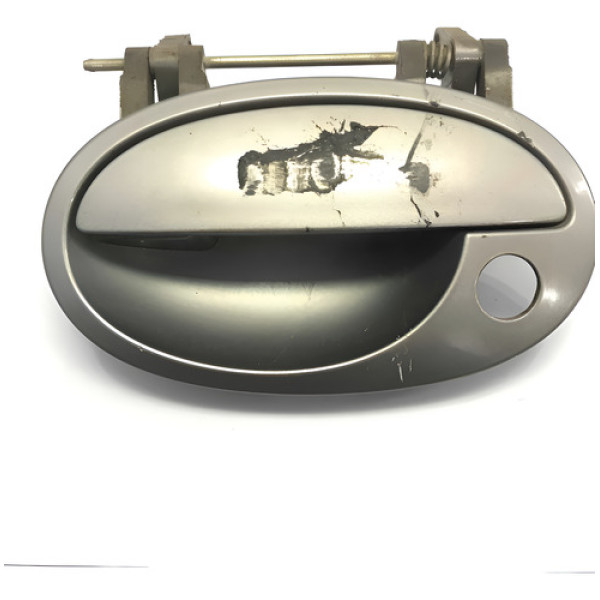 Maçaneta Externa Dianteira Esquerda Gm Corsa 2003/2011 Prateado