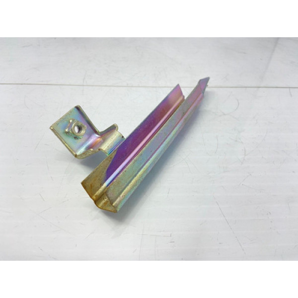 Guia Canaleta Porta Traseira Esq Volkswagen Gol Voyage 09/20