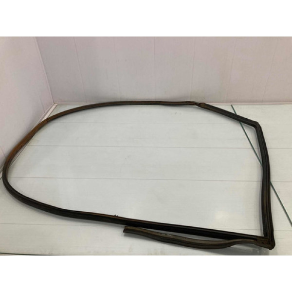 Borracha De Vedação Traseira Direita Ford New Fiesta Sedan