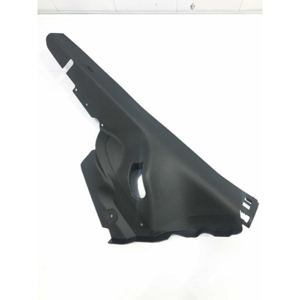 Acabamento Coluna Traseira Esquerda Chevrolet Onix 2017/2019