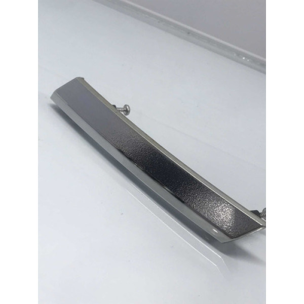 Friso Cromado Lanterna Canto Direito Toyota Corolla 19/21