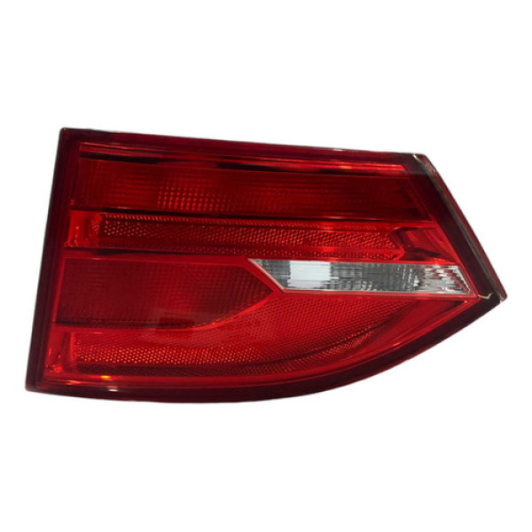 Lanterna Tampa Traseira Direita Volkswagen Jetta 2011/2016