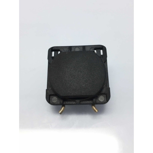 Tampa Fechadura Dianteira Direita Chevrolet Onix 2013/2018