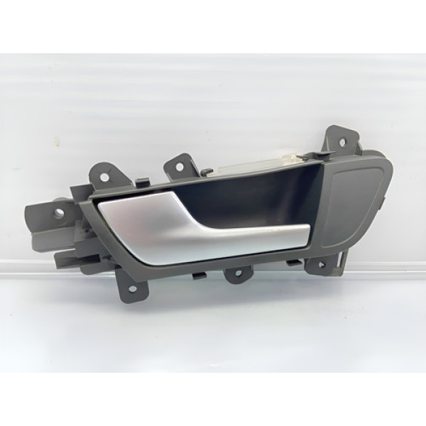 Puxador/maçaneta Traseira Esquerda Audi A4 2011 - Cinza