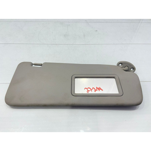 Quebra-sol Lado Direito Toyota Etios 2014/2021