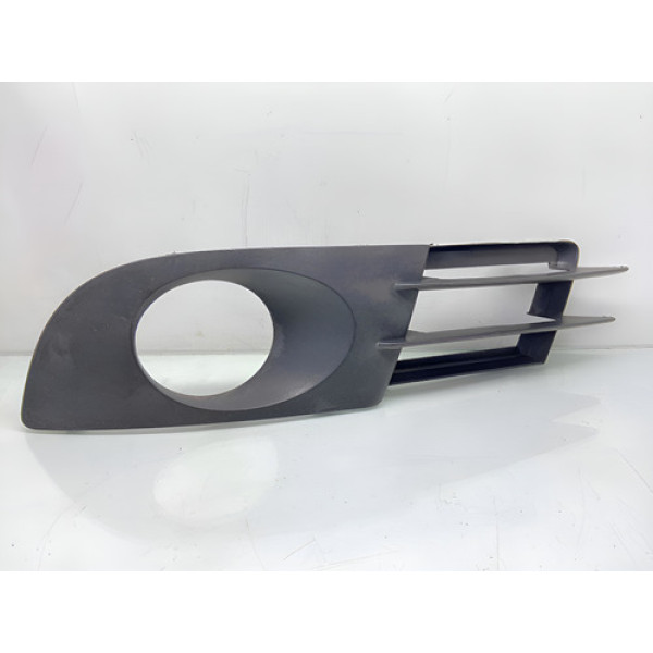 Moldura Pára-choque Milha Esquerdo Chevrolet Vectra 2006/12 Preto Esquerdo