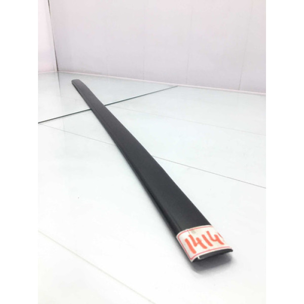 Friso Dianteiro Esquerdo Ford Fiesta 2003/2014 C/detalhe