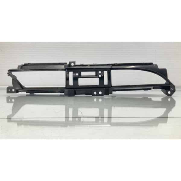 Moldura Difusor Central Toyota Hilux 2022