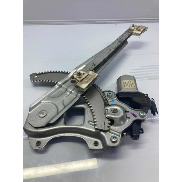 Máquina De Vidro Traseiro Esquerdo Nissan Tiida 08/14