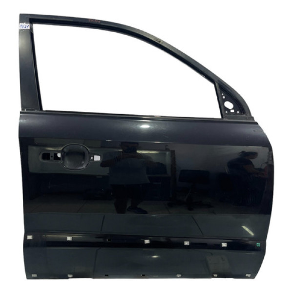 Porta Dianteira Direita Hyundai Tucson 2005/2014 - Dianteira - Direito - Preto