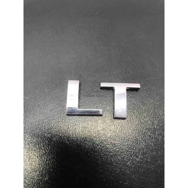 Emblema Lt Dianteiro Direito Chevrolet Agile 2008/2018