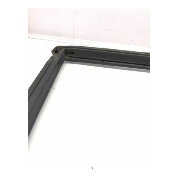 Borracha Vedação Dianteira Direita Nissan Tiida 2008/2014