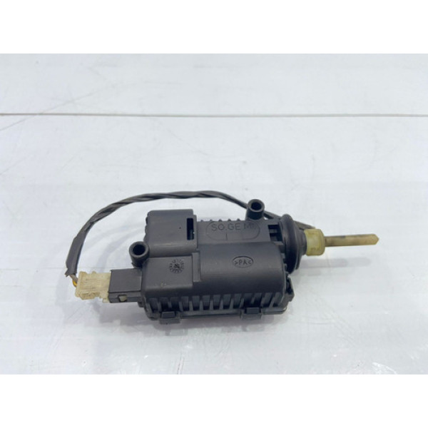 Atuador Trava Combustivel Chevrolet Vectra 2006/2012