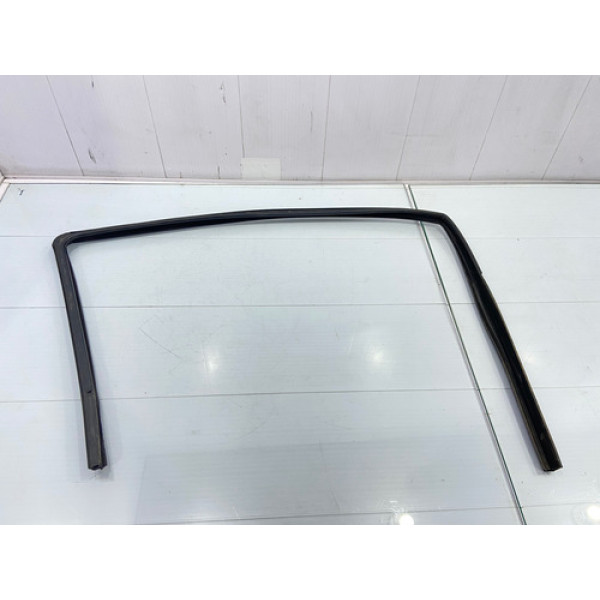 Borracha Canaleta Dianteira Esquerda Chevrolet Vectra 06/12