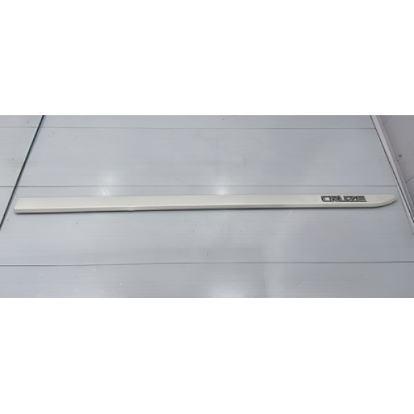 Friso De Porta Dianteira Direita Chevrolet Cruze 2018/2023 Branco