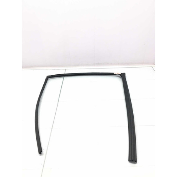 Borracha Canaleta Traseira Esquerda Toyota Corolla 2019/2021