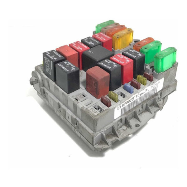 Caixa Fusível Fiat Punto 1.6 E-torq 2012