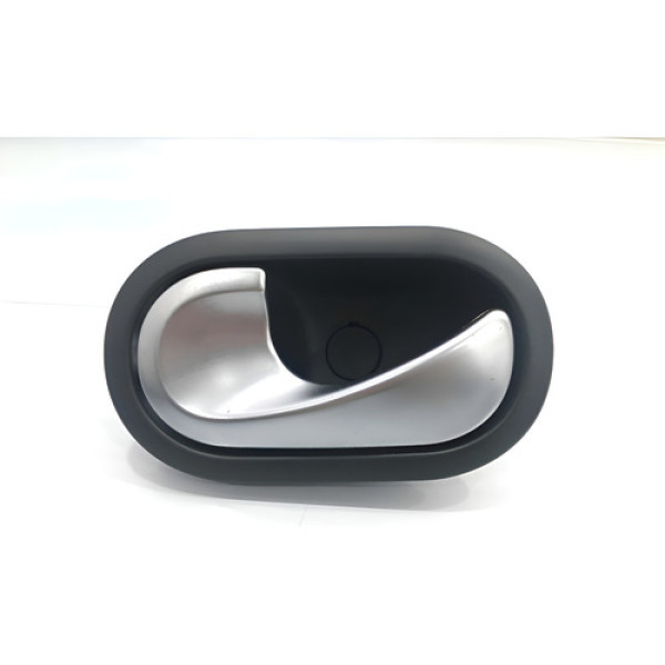 Maçaneta Interna Traseira Esquerda Renault Megane 2003/2006  Traseira