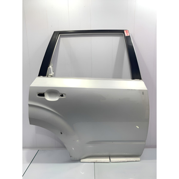 Porta Traseira Direita Subaru Forester 2009/2012 C/detalhes Direita Traseira Prateado