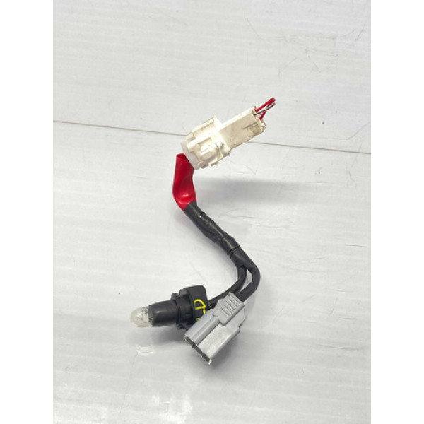 Chicote Lanterna Capô Lado Direito Toyota Corolla 2019/2021