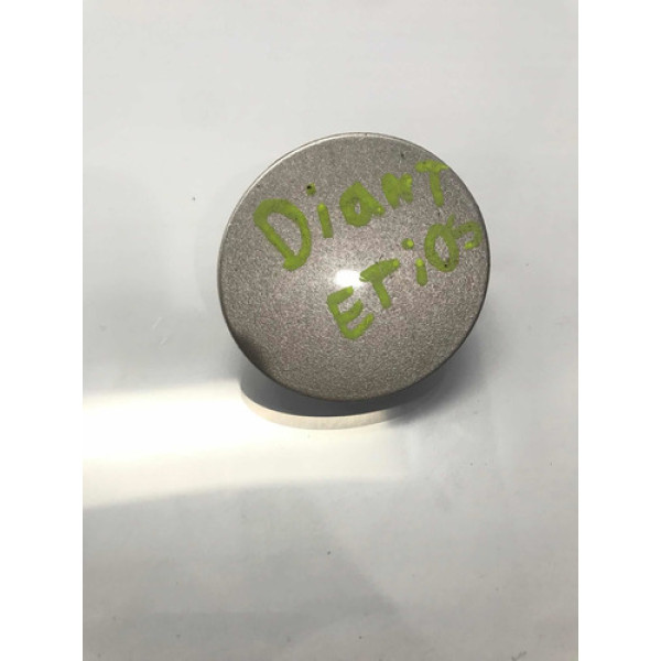 Tampa Reboque Pára-choque Dianteiro Toyota Etios 2013/2017