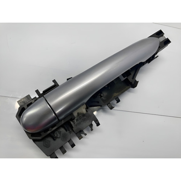 Maçaneta Externa Dianteira Direita Renault Megane 06/12 Prateado