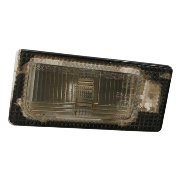 Luz De Placa Traseira Esquerda Kia Cerato 2014/2016 56850