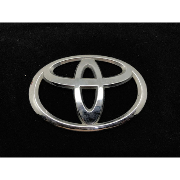 Emblema Logo Capô Traseiro Toyota Etios Hatch 2013/2022