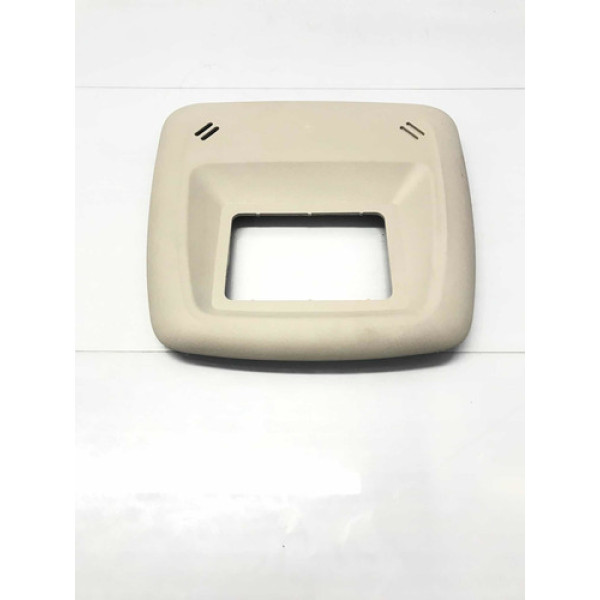 Moldura Luz Cortesia Chevrolet Spin 2013/2018