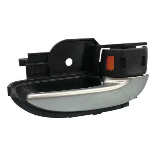 Puxador Int Direita Dint/tras Etios 2013/2021 11774 Prateado Dianteira/traseira