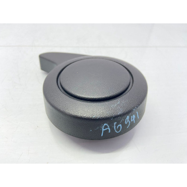 Alavanca Ajuste Banco Dianteiro Esquerdo Fiat Uno 2011/2020