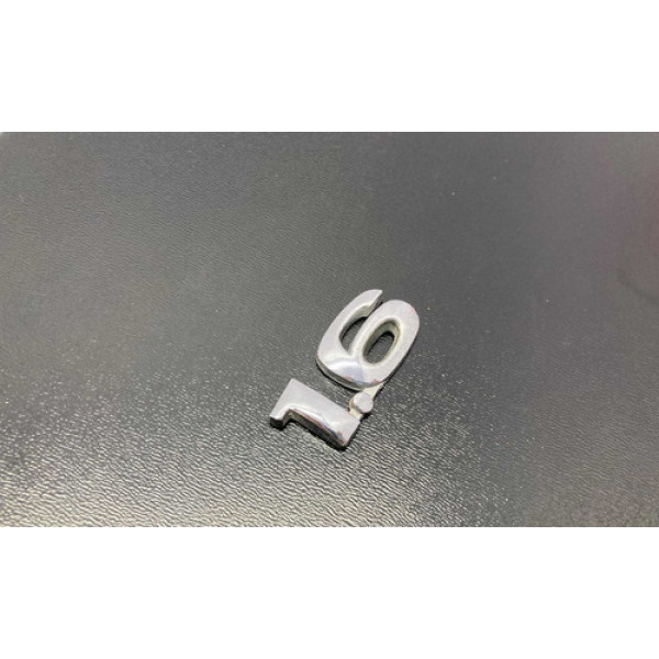 Emblema 1.6 Capô Traseiro Gm Corsa Wagon 1999