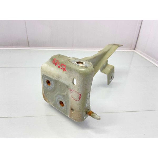 Suporte Pára-lama Direito Renault Kangoo 2011/2018