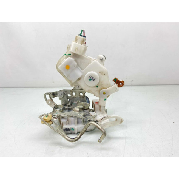 Fechadura Porta Dianteira Direita Toyota Etios 2013/2021