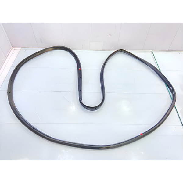 Borracha Vedação Porta Dianteira Direita Cruze 2018/2023 Preto