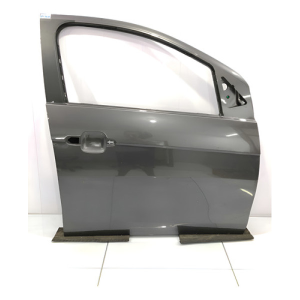 Porta Dianteira Direita Fiat Grand Siena 2013/2021 Dianteira Direita Cinza