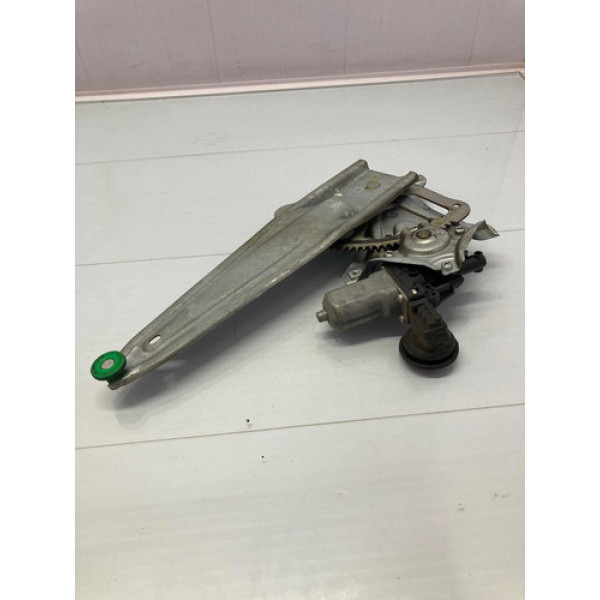 Máquina Vidro Traseiro Direito Toyota Corolla 2015/2017